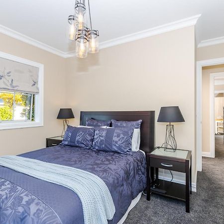 Sweet Magnolia 1 Or 2 Bedroom Suite St Kilda Cambridge With Complimentary Continental Breakfast Kültér fotó